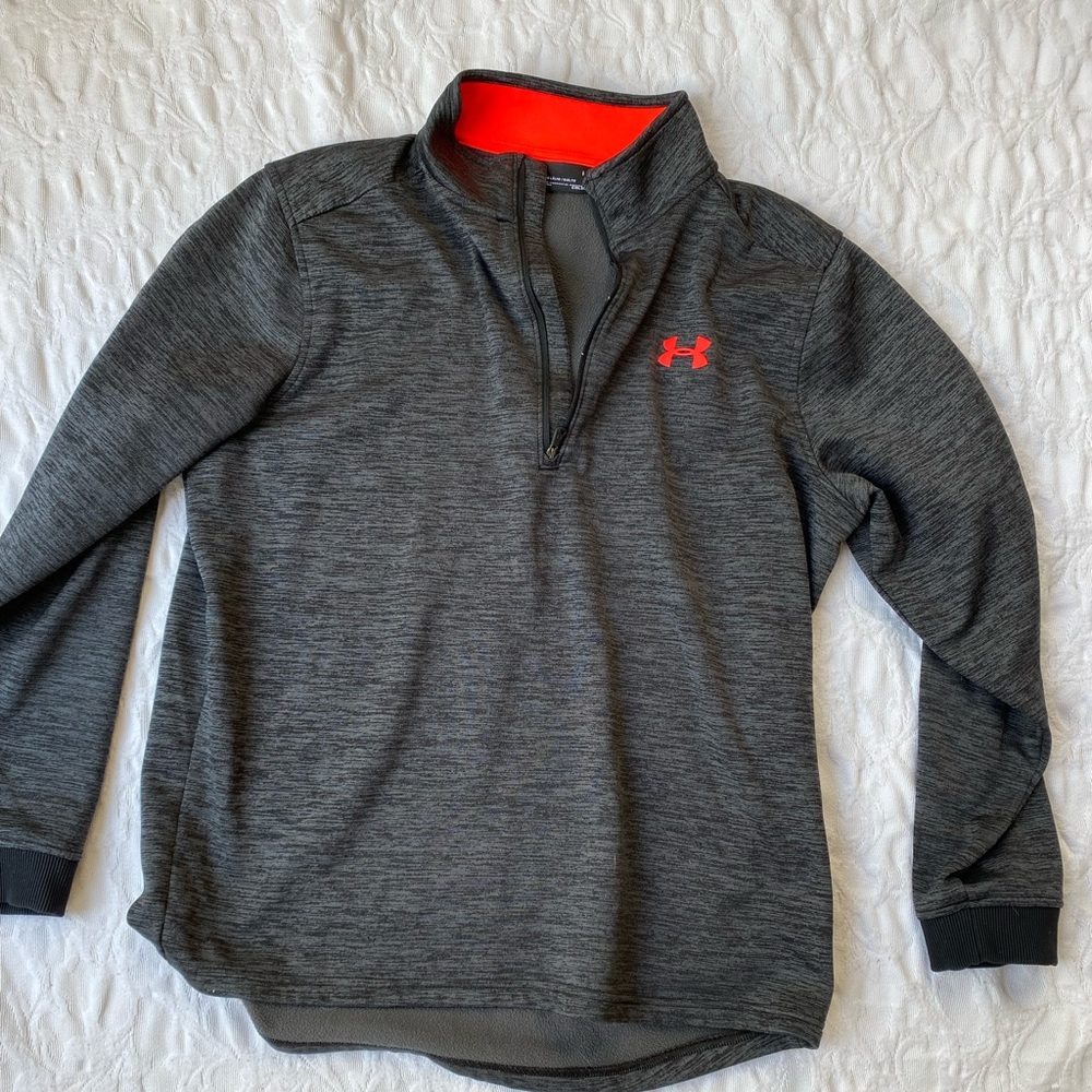 Mens 1/4th zip under armor fleece.